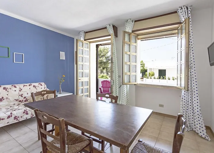 Mimosa, Mancaversa - Apulia * マリーナ・ディ・マンカヴェルサ